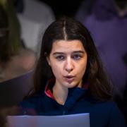 Start slideshow Start slideshow